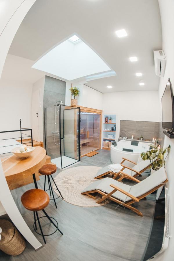 Na Apartments Μαριμπόρ Εξωτερικό φωτογραφία